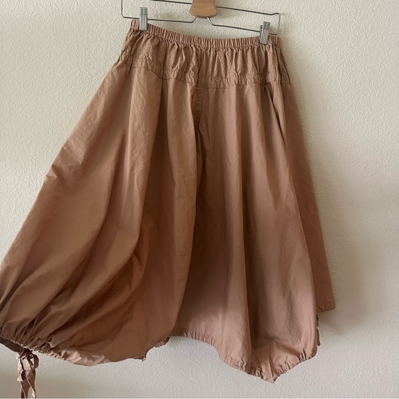 Donna Karan Tan Elastic Waist Skirt size medium - Picture 3 of 6